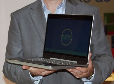 Doi thu cua MacBook Pro tu Dell sap duoc ban ra hinh anh