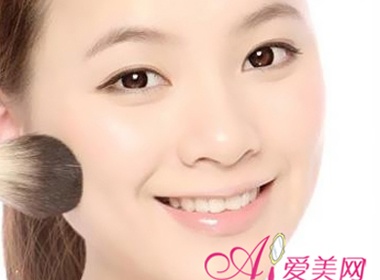 Bi quyet trang diem cho khuon mat sang bung hinh anh