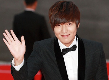 Lee Min Ho dai thang voi 'City hunter' hinh anh