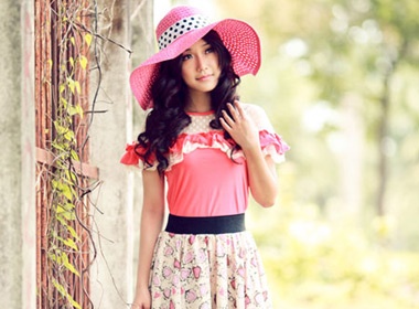 Anh Dao khoe sac cung nang mai hinh anh