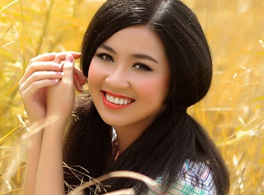 Le Khanh: 'Toi san sang voi canh nong' hinh anh
