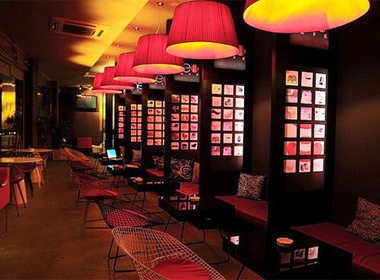 Net doc dao o NeO Cafe hinh anh