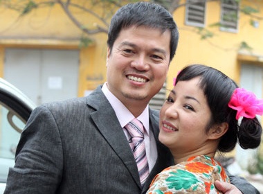 Thuy Nga: 'Chong toi cham con rat gioi' hinh anh