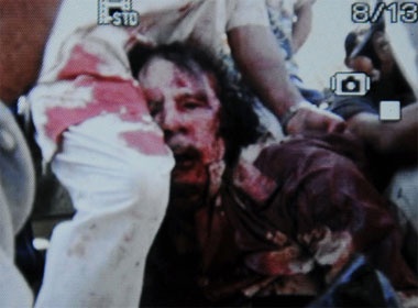 Gaddafi bi tieu diet ngay tai que huong hinh anh