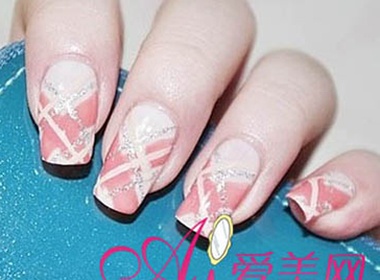 Mong tay xinh voi kieu nail de thuc hien hinh anh
