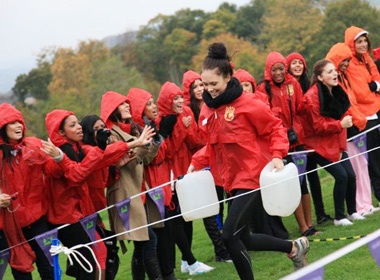 Nguoi dep Miss World hao hung voi hoat dong the thao hinh anh