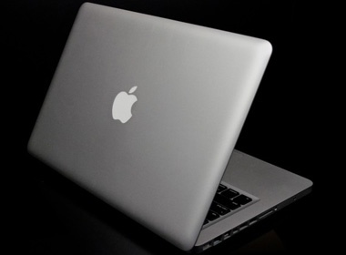 Apple nang cap MacBook Pro, gia khong doi hinh anh