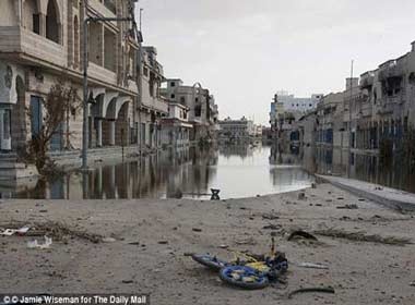 Can canh 'thanh pho ma' Sirte hinh anh