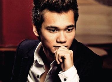 Khac Viet: 'Toi so tien giet chet minh' hinh anh