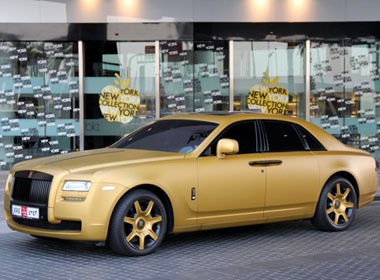 'Bong ma' Rolls-Royce Ghost mau vang nhat cuc dep hinh anh