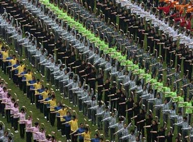 Ngam trai dat chat choi cua 7 ty nguoi hinh anh