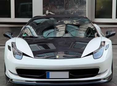 Ferrari 458 Italia khac la duoi ban tay hang do Duc hinh anh