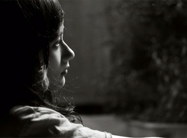 Song thu 4 nam roi anh di lay vo khac hinh anh