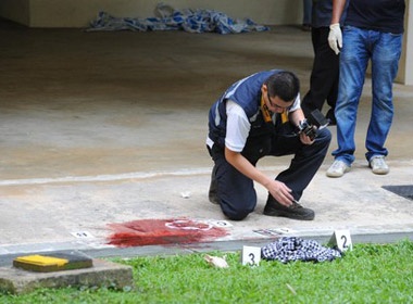 Nhung nghi van vu co gai goc Viet chet loa the tai Singapore hinh anh