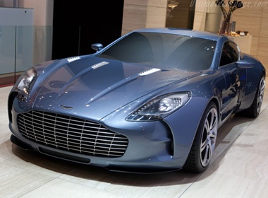 'Tung tich' cua 77 chiec Aston Martin One-77 hinh anh