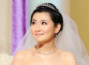 Selina chua dang ky ket hon hinh anh