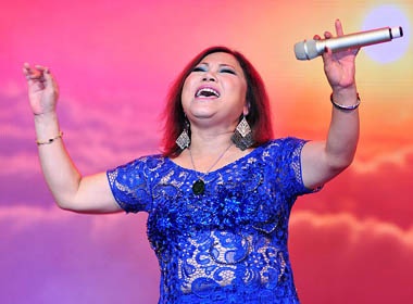 Siu Black 'dot lua' tren san khau Lan Anh hinh anh