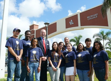 Hien thuc hoa giac mo du hoc ngay trong nuoc hinh anh