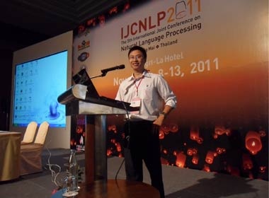 VNG bao cao de tai nghien cuu ngon ngu tren Internet hinh anh