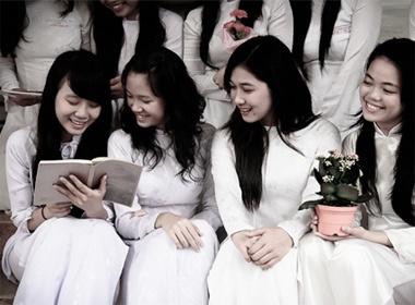 Du am sau hanh trinh ve lai truong xua hinh anh