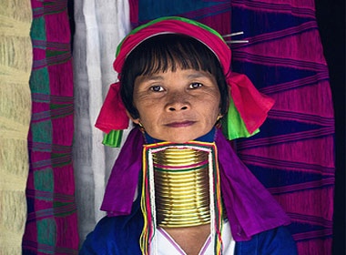 Tuc deo vong co ky la cua bo lac Kayan o Myanmar hinh anh