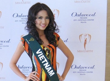 Phan Thi Mo tiep tuc lo giai thuong cua Hoa hau Trai Dat hinh anh