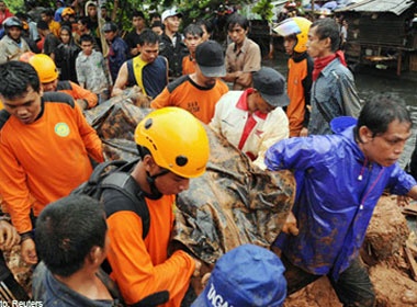 11 nguoi chet vi tuong do o Indonesia hinh anh