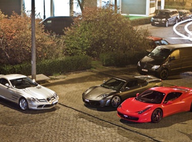 'Rung' sieu xe chao don Ferrari 458 Italia Spider tai Bi hinh anh