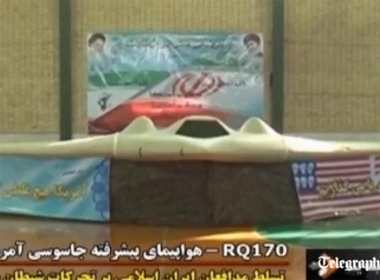 Iran cong bo video ve may bay sieu toi mat cua My bi ha hinh anh