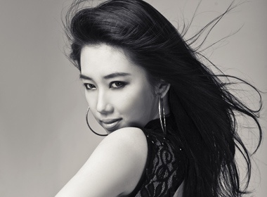 Thuy Ngan thi Nu hoang du lich quoc te hinh anh