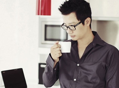 Hoang Bach: 'Khong the mac ao dinh long, ket cuom' hinh anh