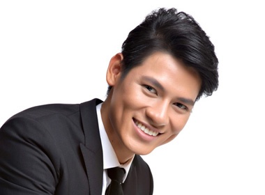 Le Khoi Nguyen lot top 5 Mister International 2011 hinh anh
