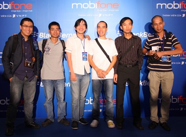 MobiFone va BlackBerry: Cap doi hoan hao hinh anh