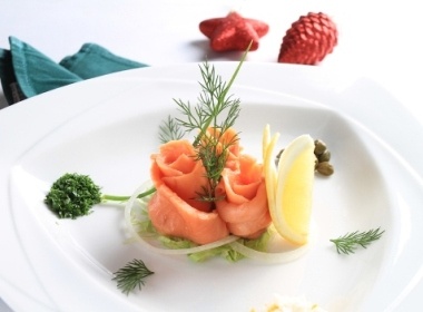 Nhung dia diem co da tiec giang sinh va nam moi tai Sai Gon hinh anh