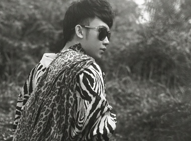 Duong Trieu Vu khong tin minh sexy hinh anh