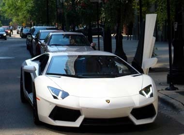 Kham pha dich vu cho thue sieu xe tai My hinh anh