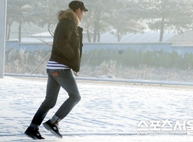 Rain duoc 'tha rong' ngay Giang sinh hinh anh