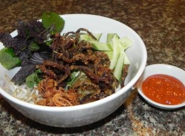 Mien  luon chuan Ha Noi giua Sai Gon hinh anh