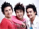 Weboys va nhung bat mi '4 teen' hinh anh