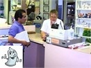 Mua bao cao su lam gi? hinh anh