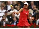 Paris vinh danh Ana Ivanovic hinh anh