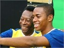 Robinho 'tra dua' Pele hinh anh