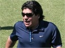 Maradona 'si nhuc' chu tich FIFA hinh anh
