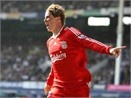 Torres tu choi ngoi ghe VIP hinh anh