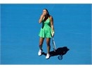 Australian Open: Jankovic guc nga hinh anh