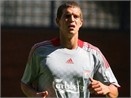 Daniel Agger cap ben Milan hinh anh
