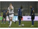 AS Roma cam chan Inter trong bua tiec ban thang hinh anh
