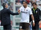 Mourinho muon Adriano tro lai Inter hinh anh