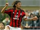 Milan - Roma: Tam biet Maldini, thu linh vi dai hinh anh