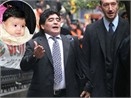 Chau ngoai Maradona giong ong nhu duc hinh anh